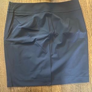 NWT navy blue pencil skirt, the limited size 16